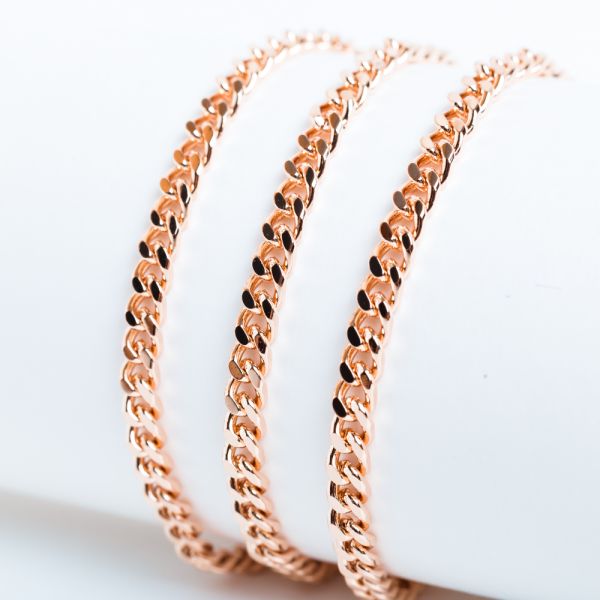 Chain F84100326